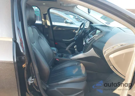 2013 Ford Focus Se из США, поврежденный, VIN 1FADP3K28DL369616